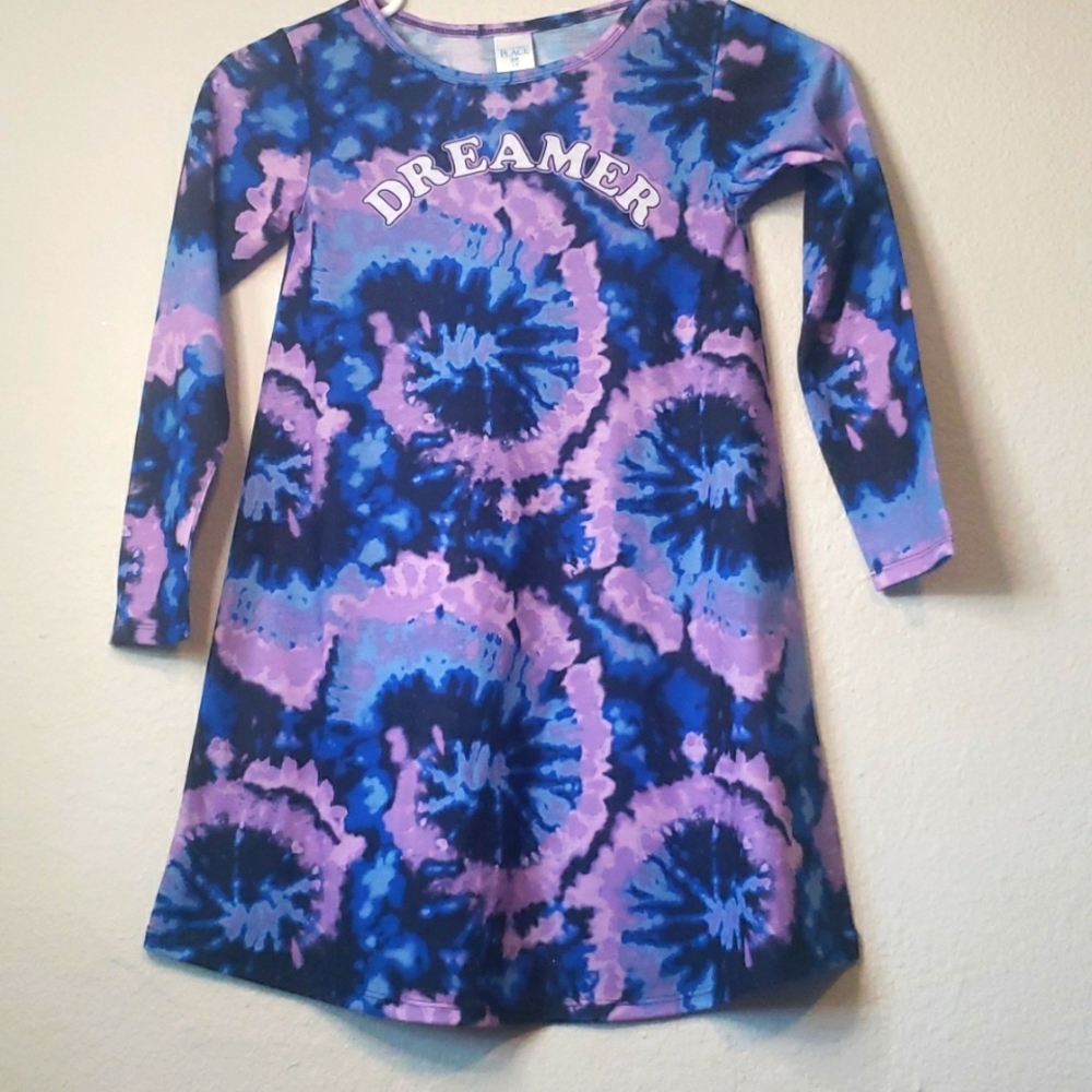 The Children's Place little girl night gown.